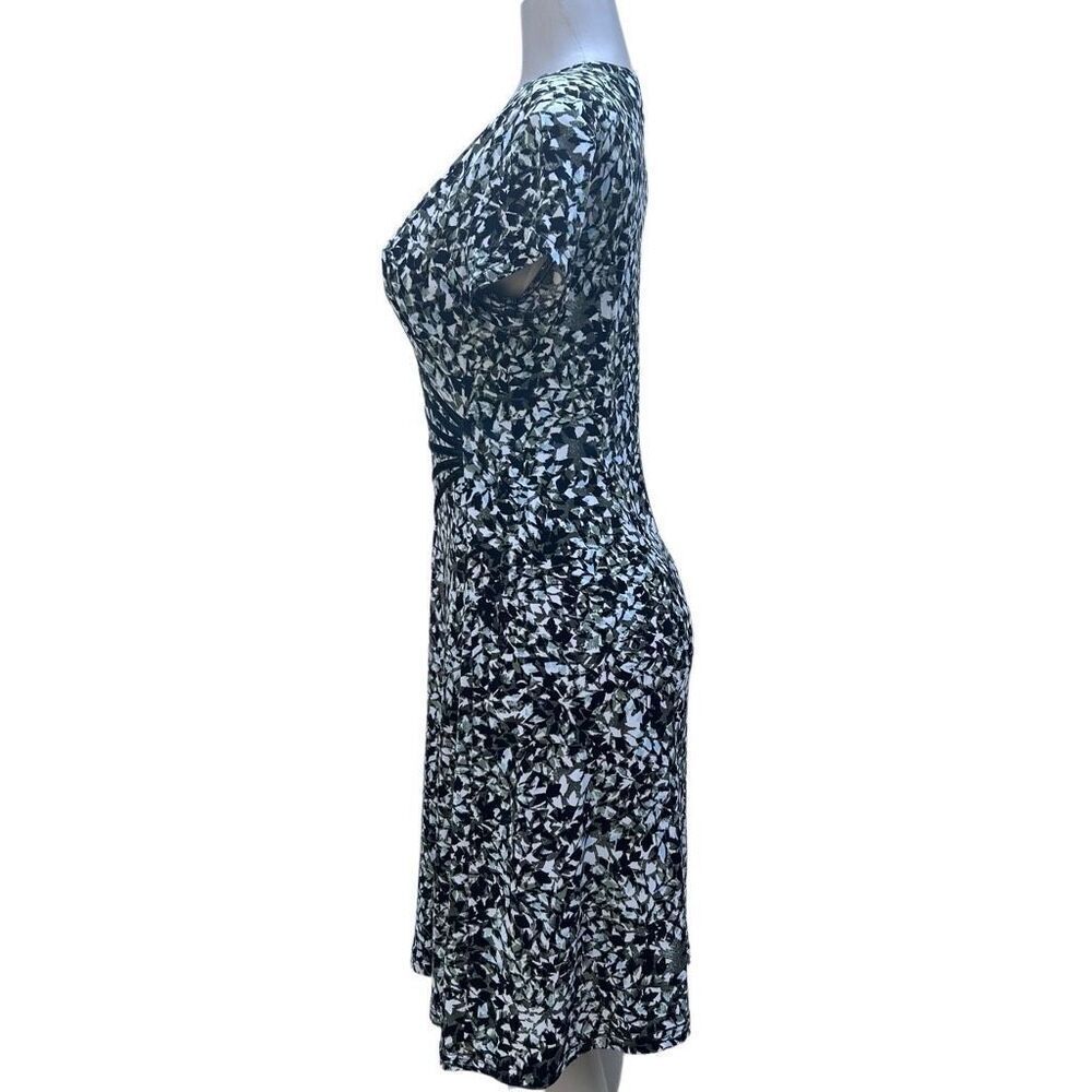Connected Faux Wrap Dress Women's 10P Short Sleeve Abstract V-Neck Knee Length - Picture 10 of 16